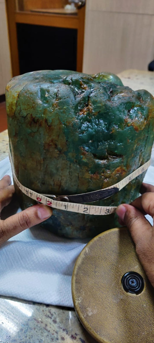 12kg Natural Emerald Stone: A Once-in-a-Lifetime Auction of Earth’s Rarest Treasure